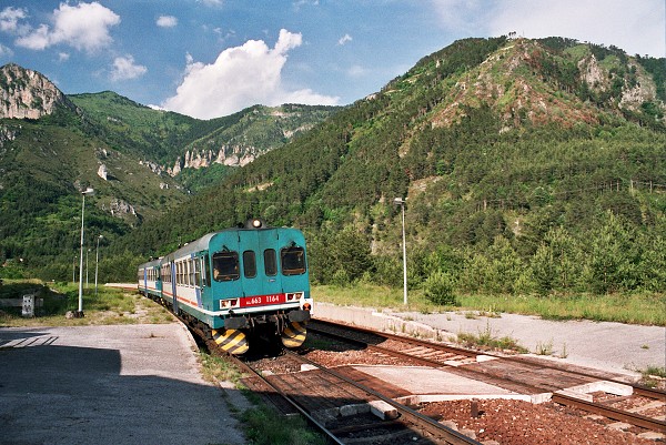 img00074.jpg